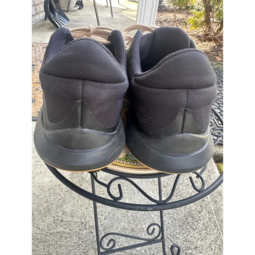 Nike Precision 6 Basketball Shoes Black Gold Men's Size 10‎ Low Top Sneakers